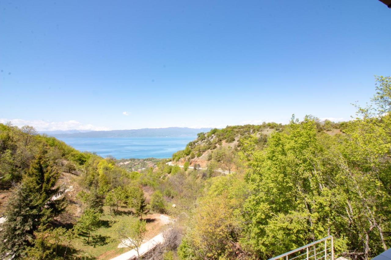 Apartments Bravo Ohrid Bagian luar foto