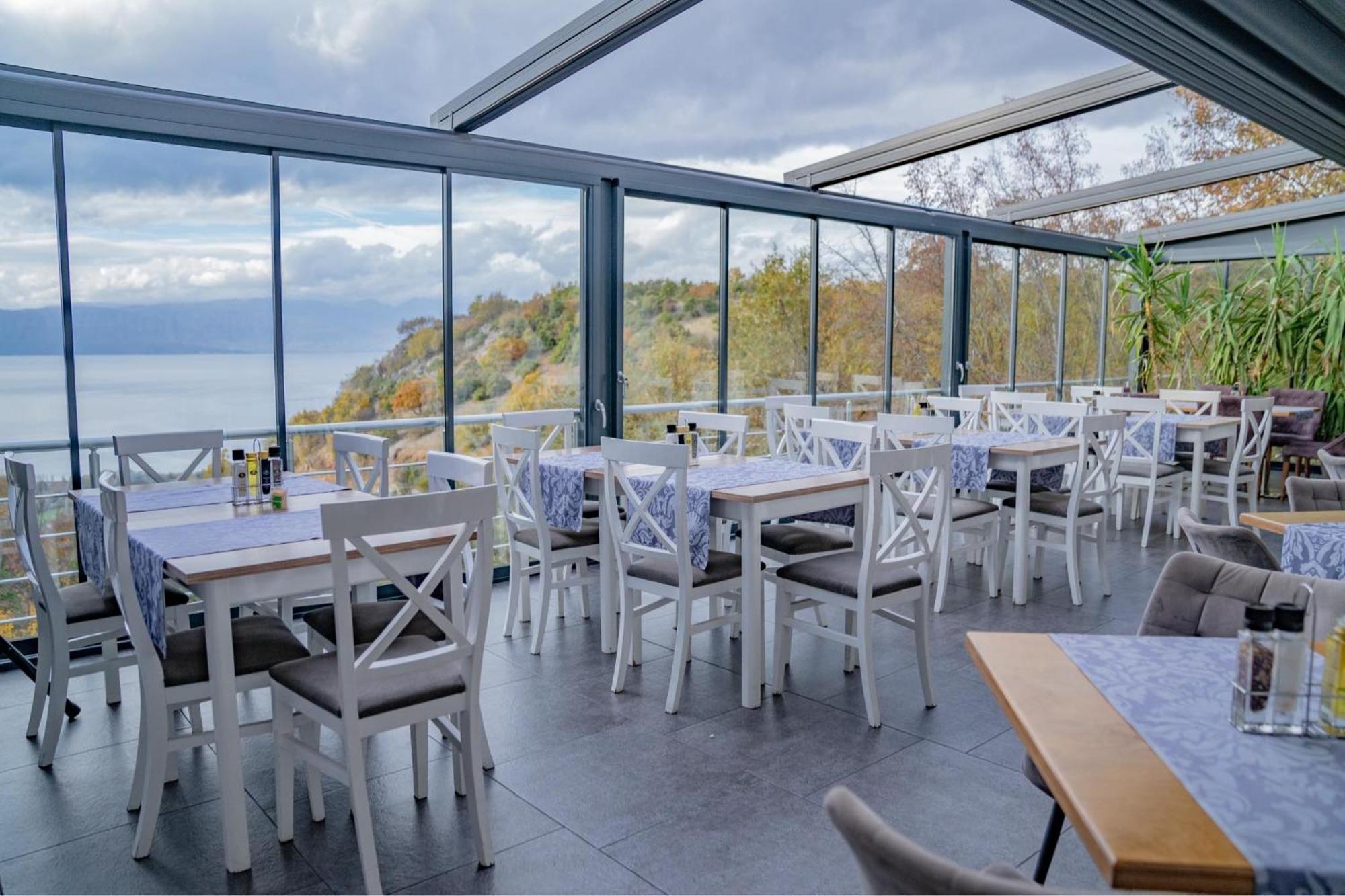 Apartments Bravo Ohrid Bagian luar foto